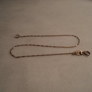 10K Gold Thin Bracelet